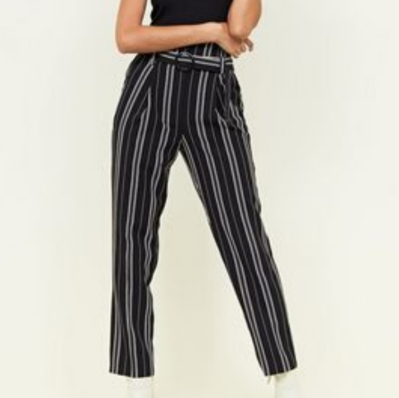 New Look black stripe tapered trousers - Picture 2 of 7